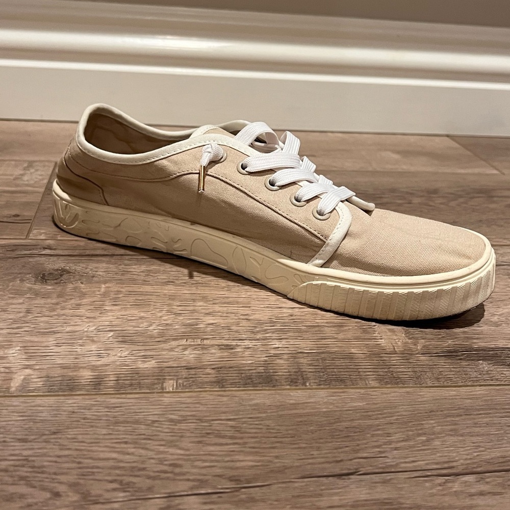 Cool Planet by Steve Madden Maevee Platform Sneaker (taupe colored) - Picture 11 of 16